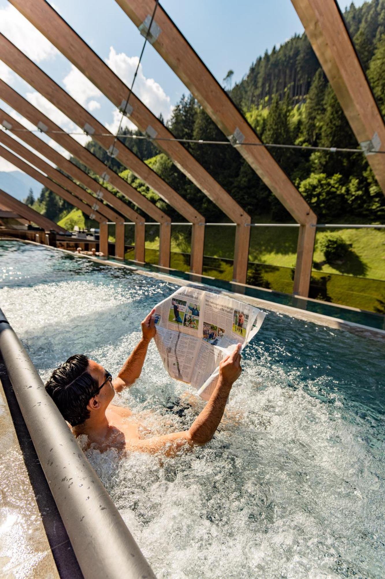 Zillergrundrock Luxury Mountain Resort Mayrhofen Exterior foto